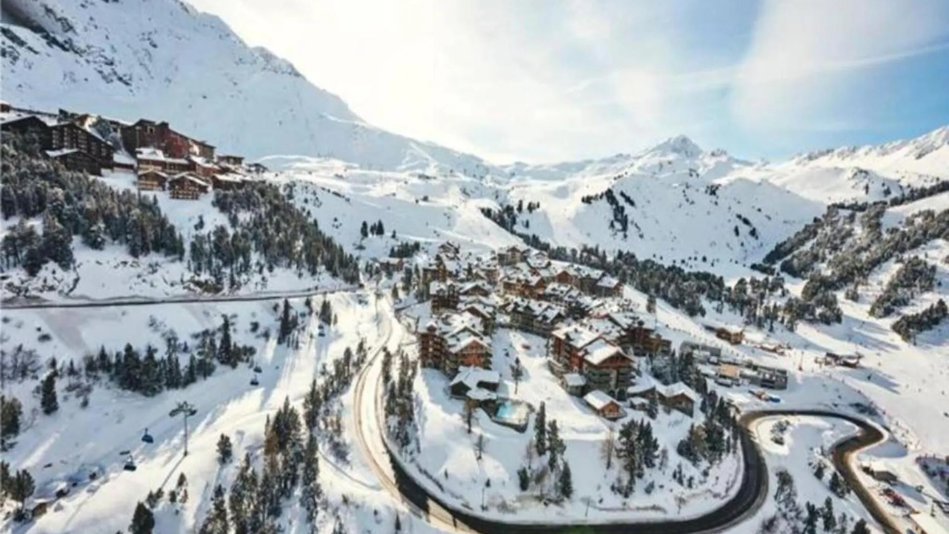 Apartment With Fireplace And Wi-Fi In Arc 2000 Les Arcs  Les Arcs (Savoie)